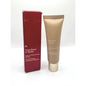 Clarins Matite Pore Perfecting Mattifying Foundation - 05 Nude Cappuccino